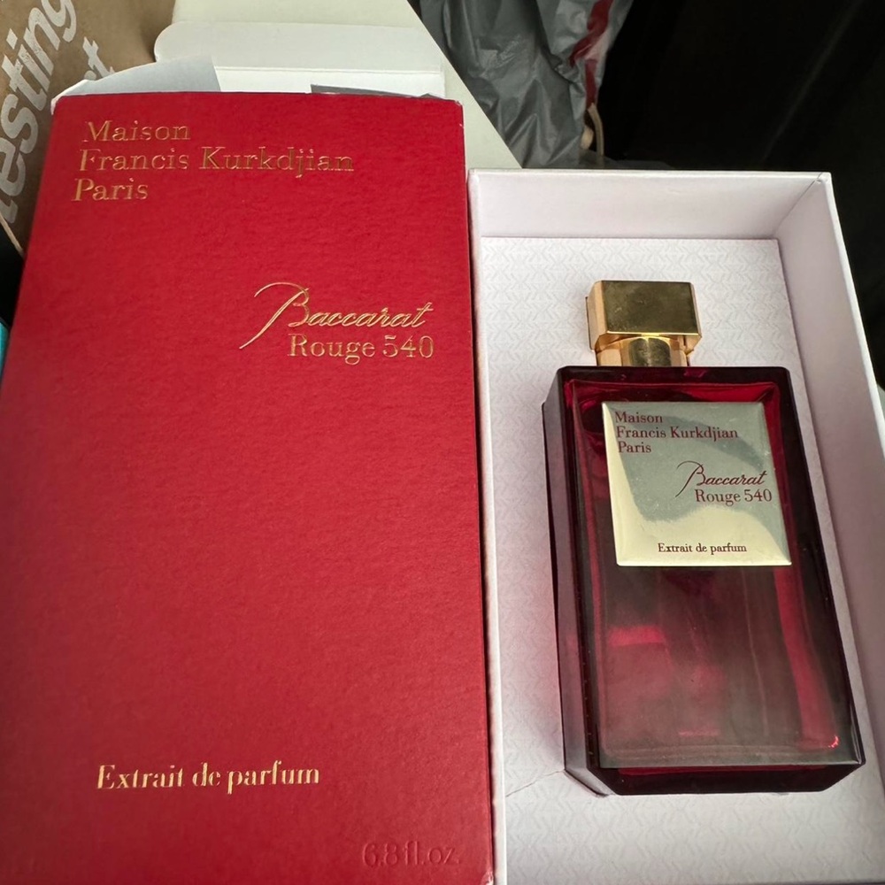 maison kurkdjian baccarat rouge 540